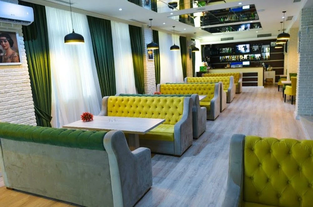 THE SHELBY KARAOKE LOUNGE (Баку)