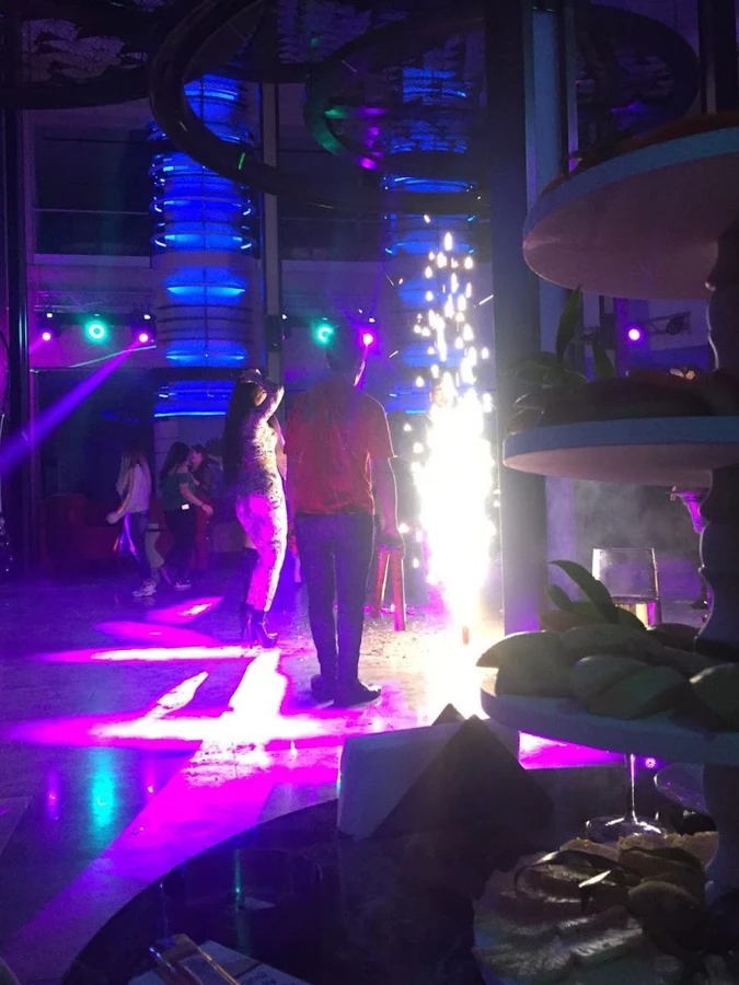 1033 CLUB (Баку)