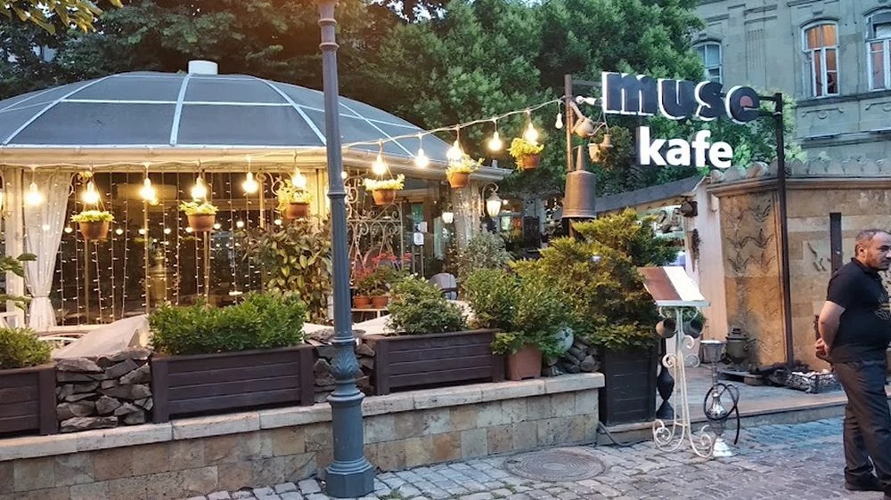 MUS KAFE (Bakı)