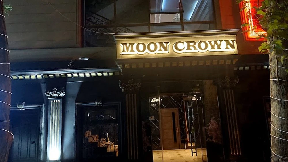 MOON CROWN (Bakı)