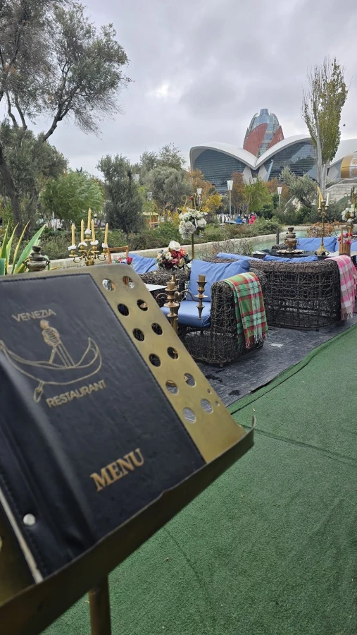 SƏDƏF RESTAURANT (Bakı)