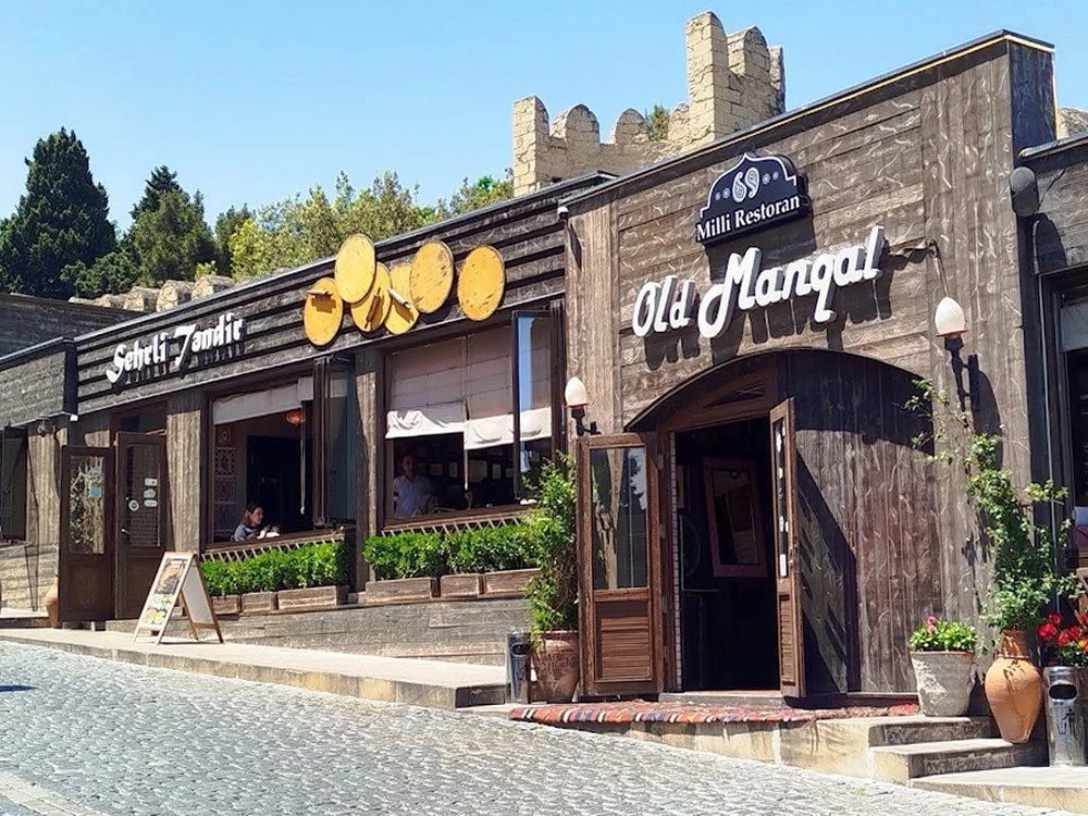 SEHRLİ TƏNDİR (Bakı)