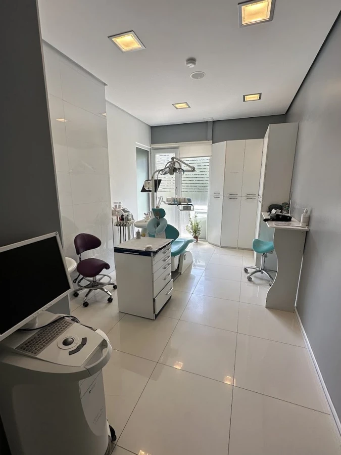 IMPLANT DENT (Баку)