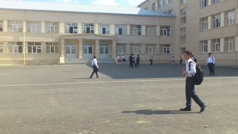 SECONDARY SCHOOL No. 252 (Baku)