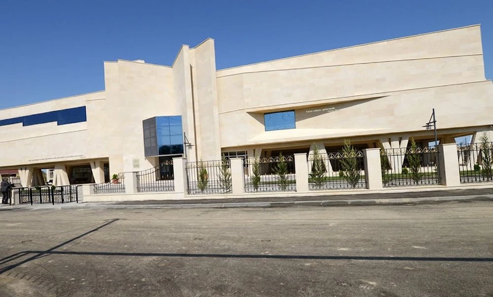 SECONDARY SCHOOL No. 327 (Baku)
