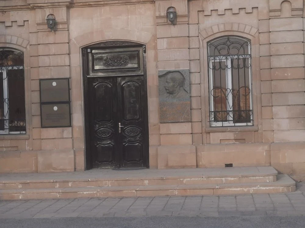 AZƏRBAYCAN TİBB MÜZEYİ (Bakı)