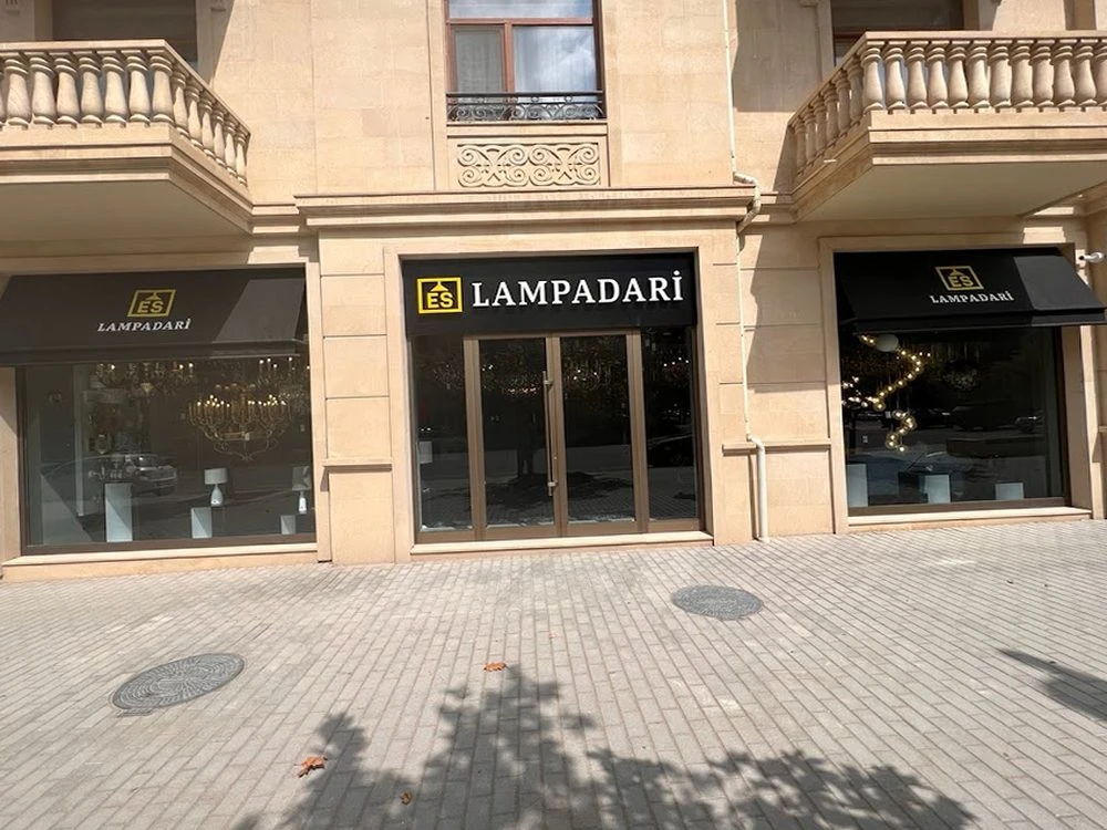 ES LAMPADARI (Bakı)