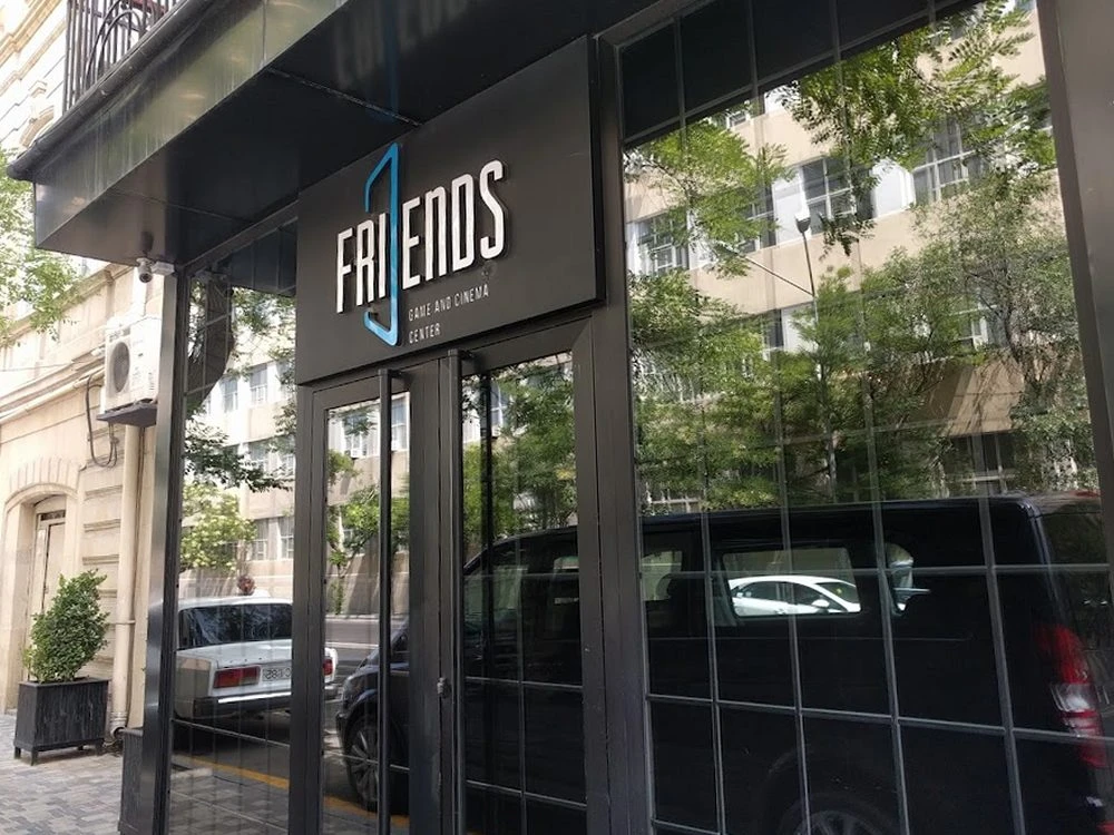Friends Game and Cinema Center (Баку)