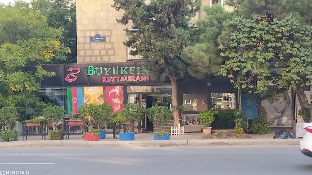 Buyuk Firat Lahmacun Nerimanov m. (Baku)