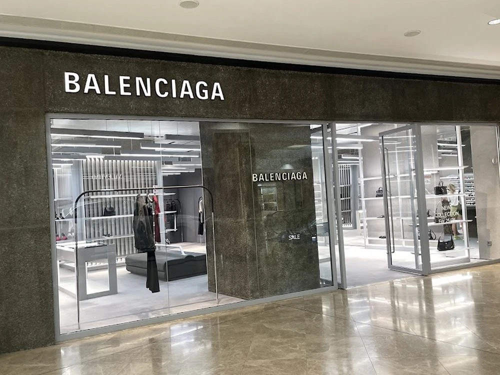 Balenciaga Azerbaijan (Baku)