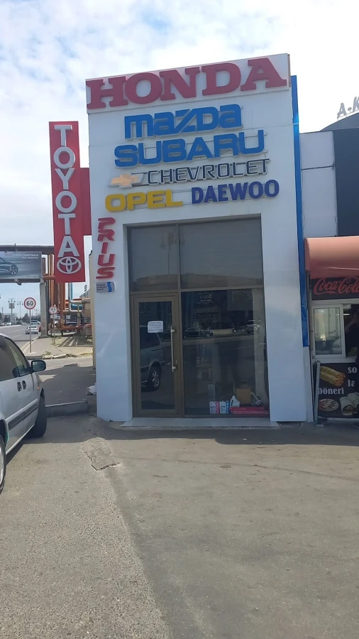 Honda Babək salonu (Bakı)