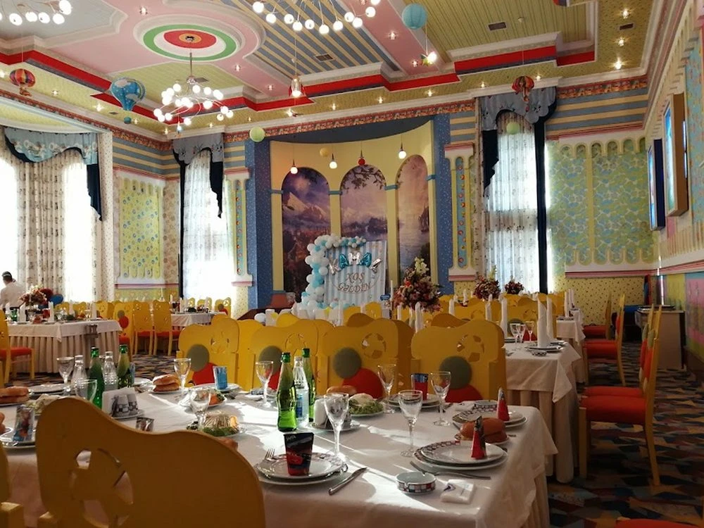 Ay Işığı Şadlıq sarayı (Bakı)
