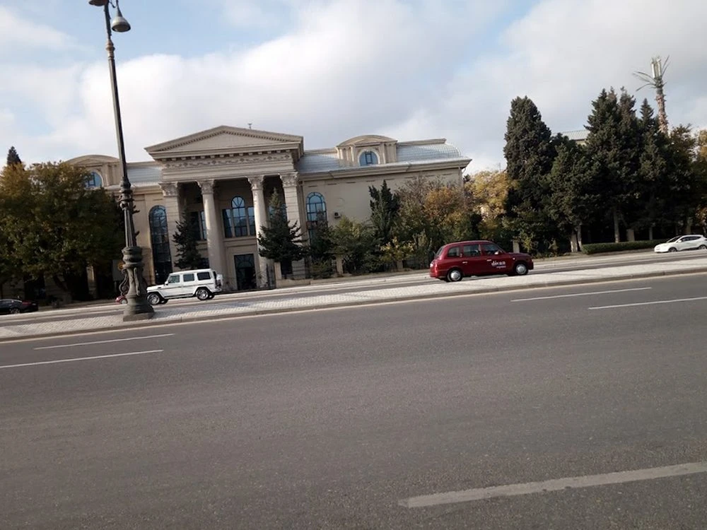 Günəş Şadlıq sarayı (Bakı)