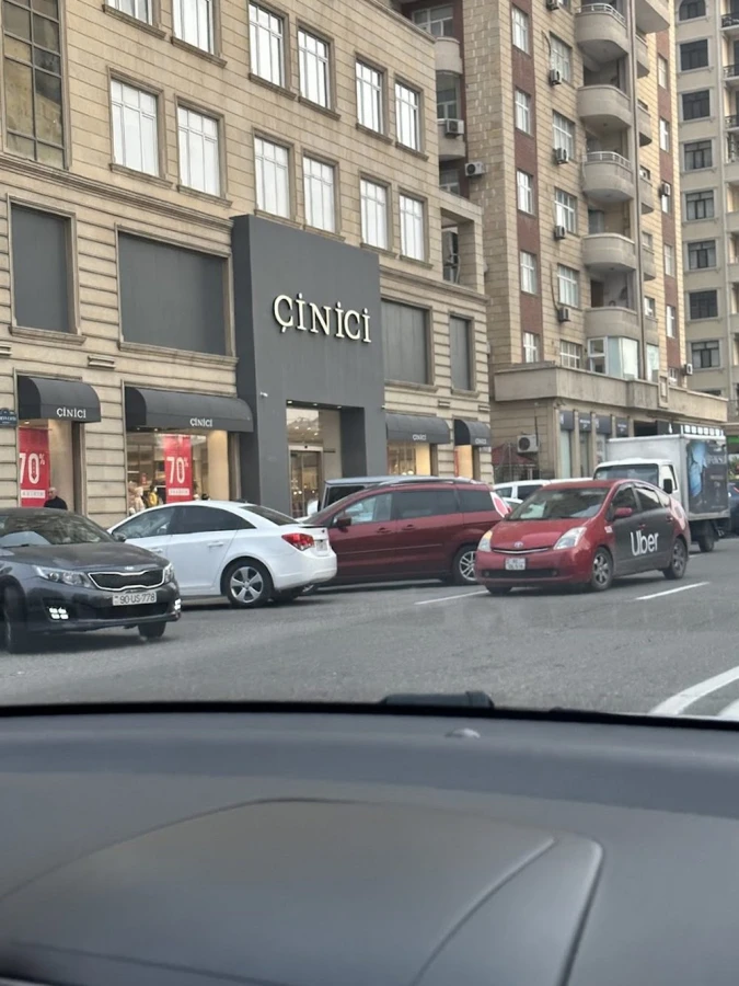 Çinici Elmlər Akademiyası m. (Bakı)