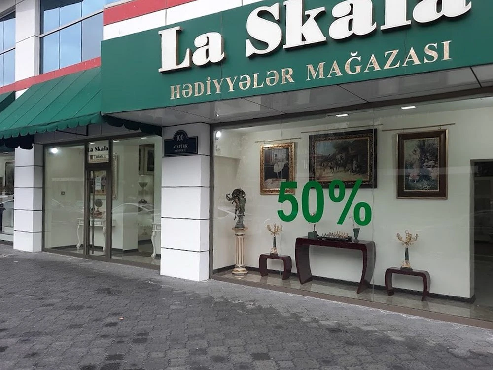 La Skala Atatürk pr. (Bakı)