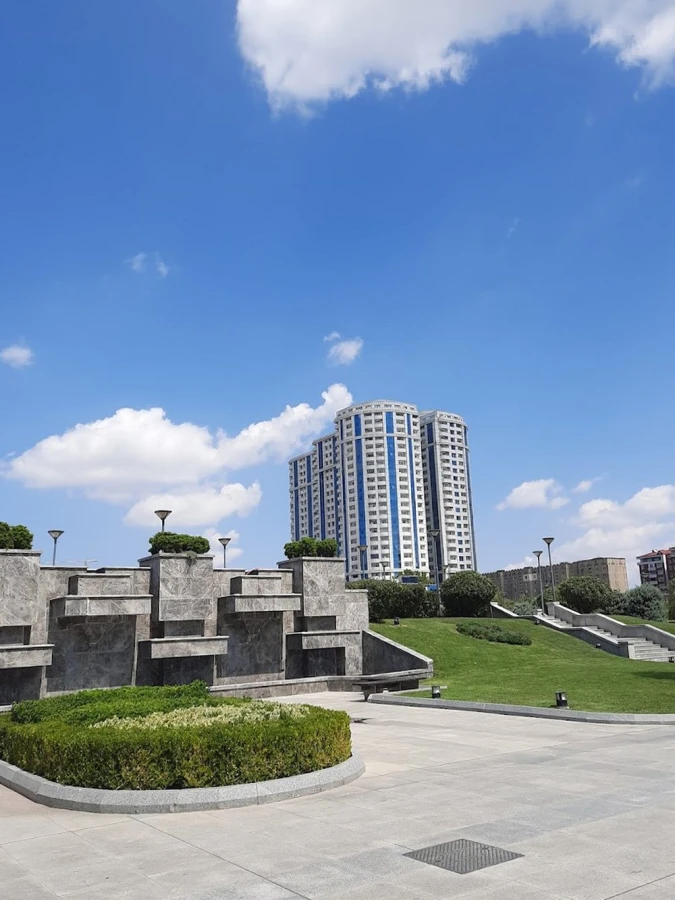 Qosa Park (Здания (Мегаструктуры)) (Баку)