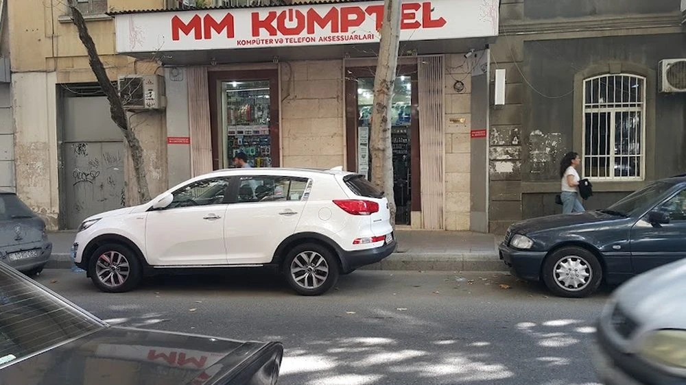 MM KompTel mağazası (Bakı)