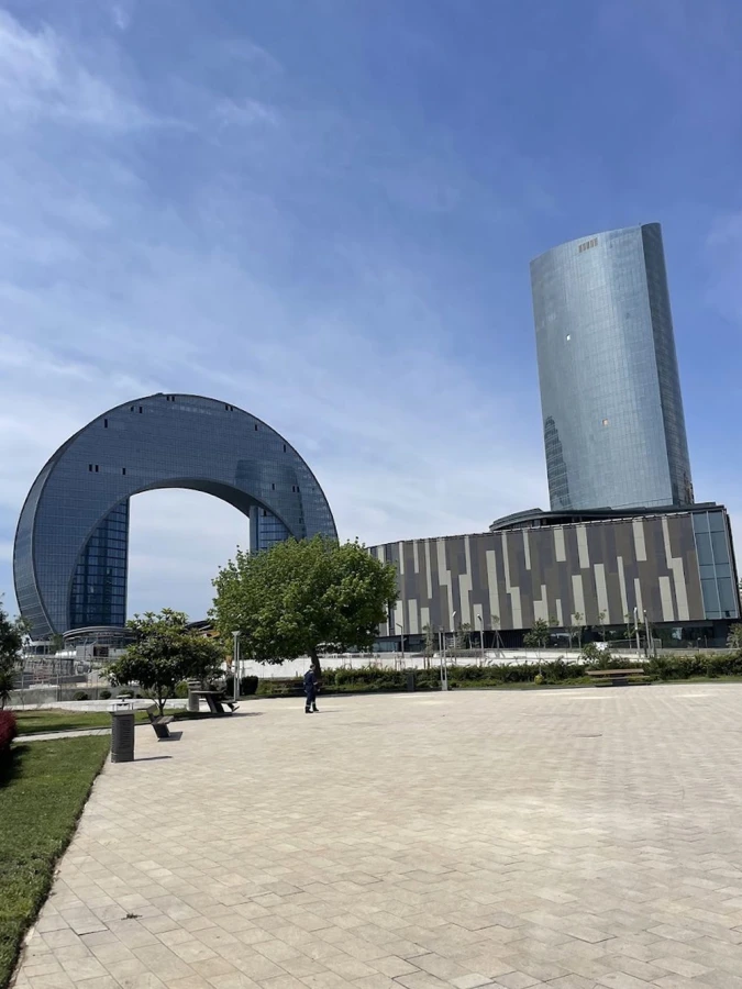 Baki seherinin yarışı (Baku City Circuit) (Buildings (Mega structures))