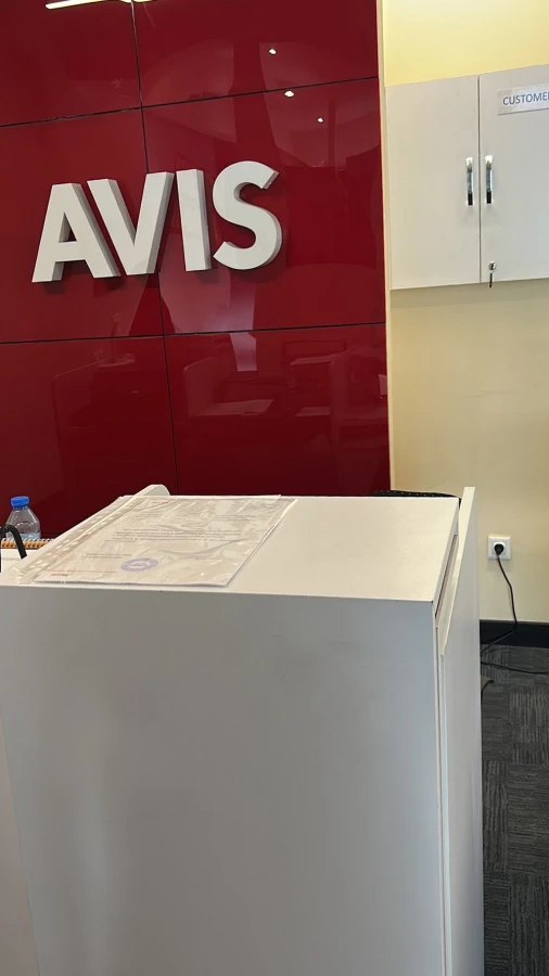 Avis avtomobil icarəsi (Bakı)