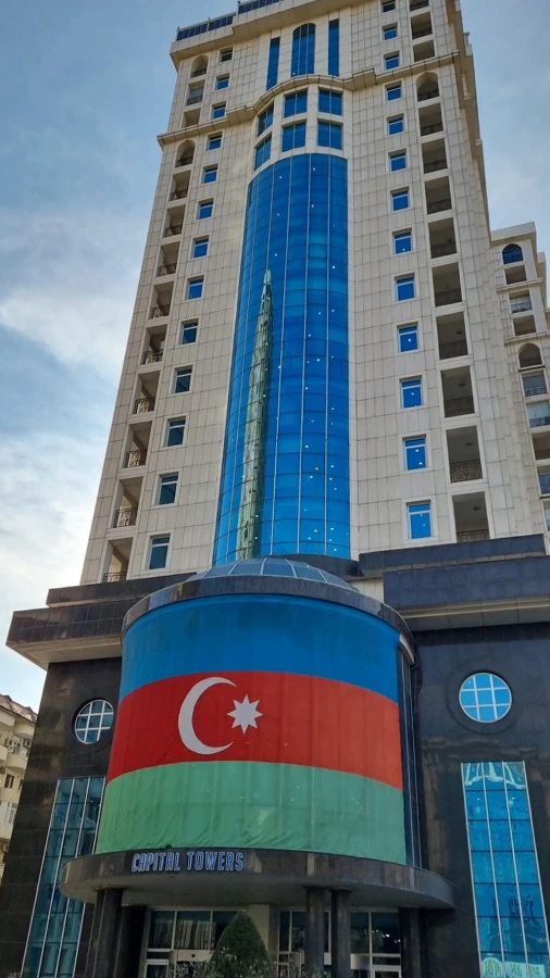 Kapital Tauers (Buildings (Mega structures)) (Baku)