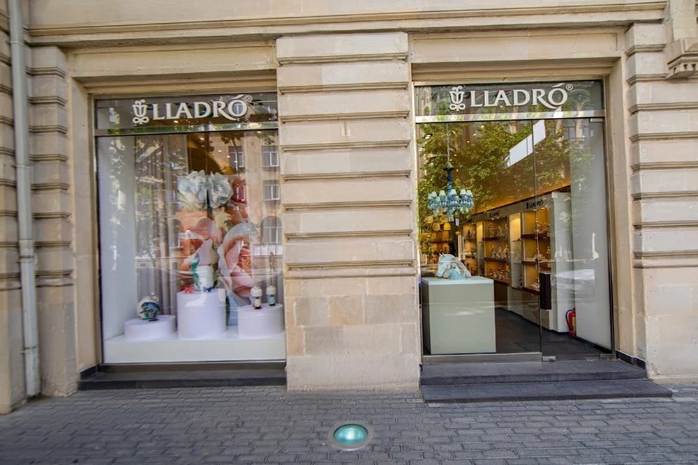 Lladro магазин (Баку)