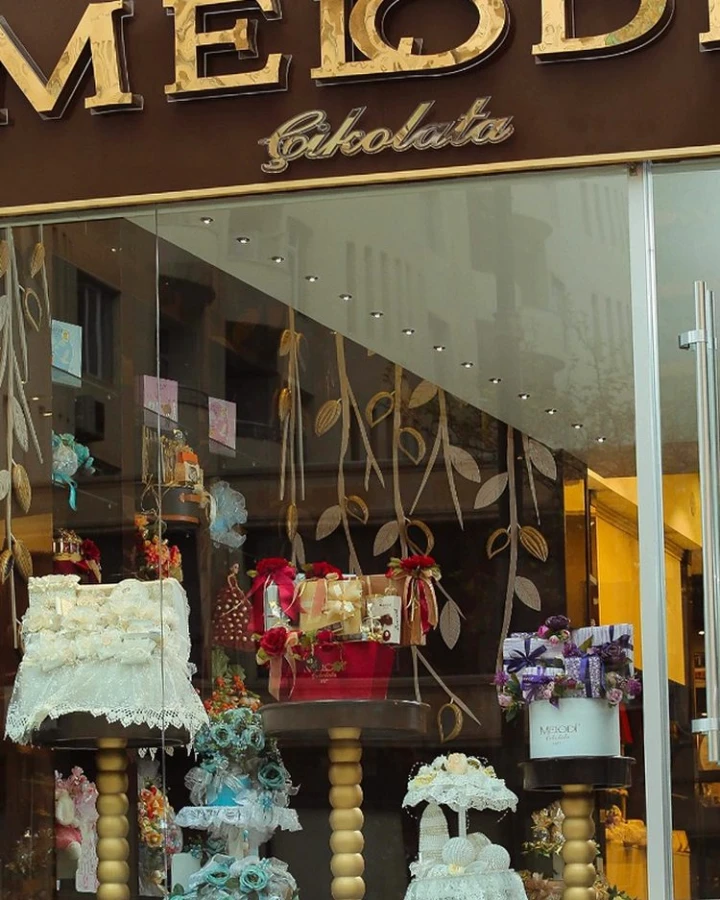 Melodi Çikolata şokolad mağazası (Bakı)