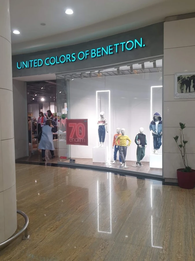 United Colors of Benetton Clothing Store (Baku)