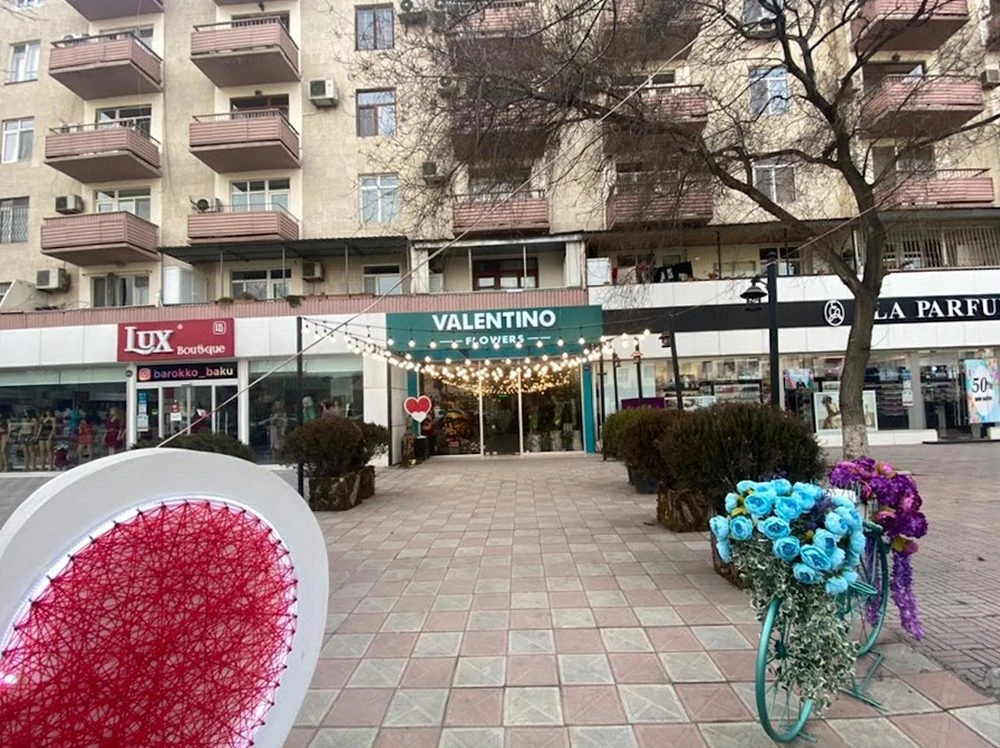 Valentino güllər salonu (Bakı)