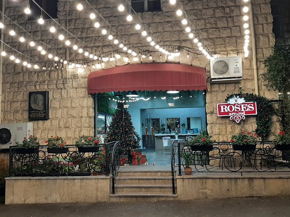 Roses are red Flower Store (Baku)