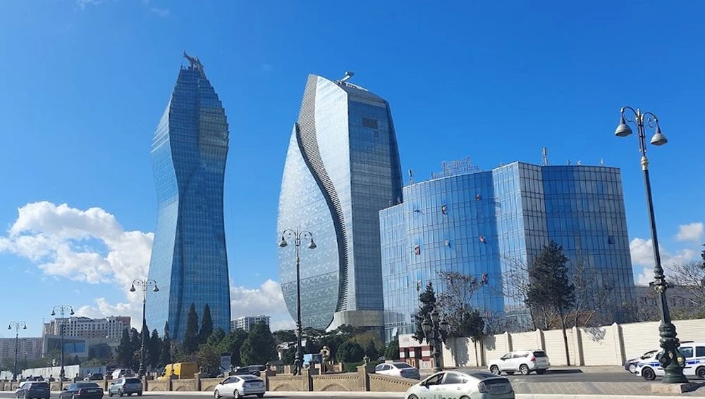 Qafqaz Biznes Merkezi (Buildings (Mega structures)) (Baku)