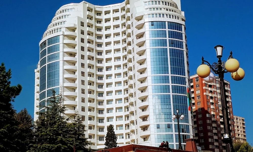 Rich yaşayış kompleksi (Binalar (Меqа tikililər)) (Bakı)