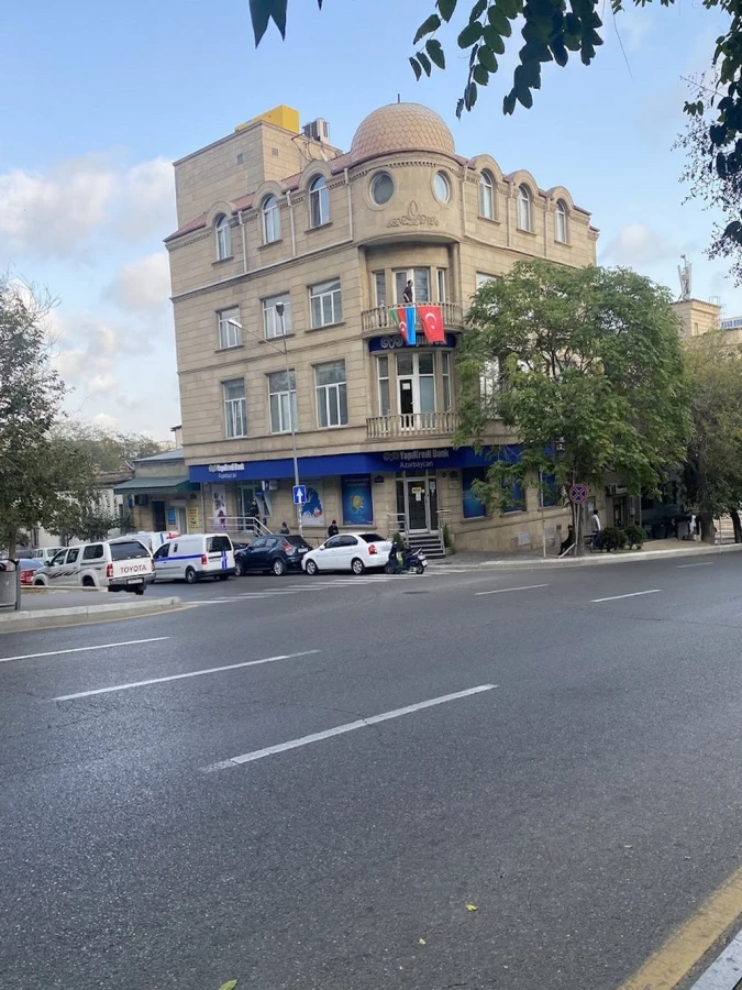 YapiKredi Bank (Баку)
