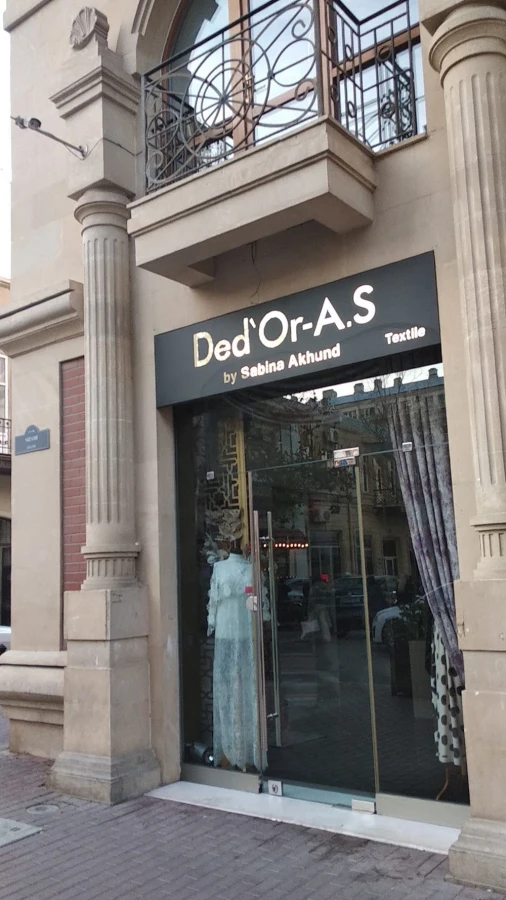 De dor As tekstil mağazası (Bakı)