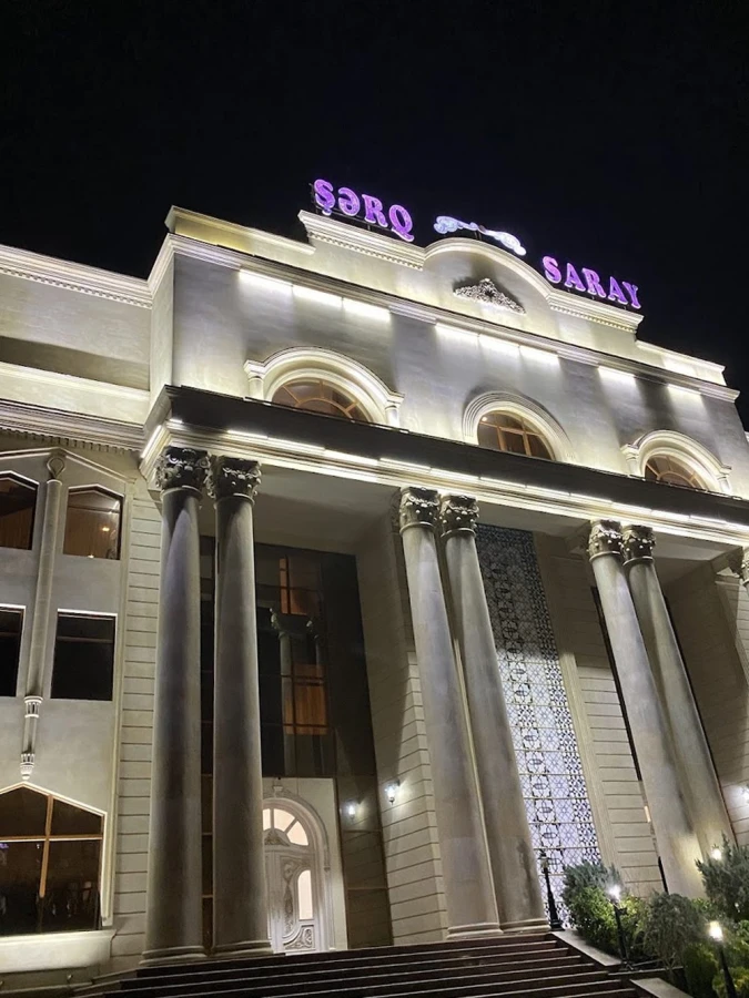 Şərq Saray (Bakı)