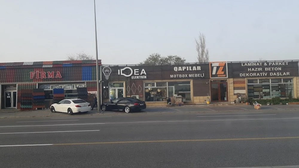 Firma dam ortukleri magazasi (Baku)