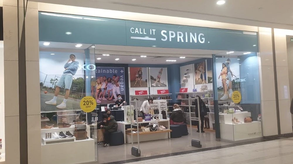Магазин обуви и сумок Call it Spring (Баку)