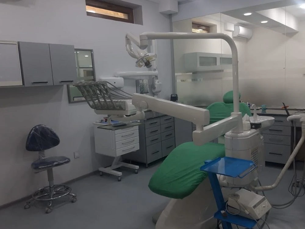 EA Dental стоматологическая клиника (Баку)