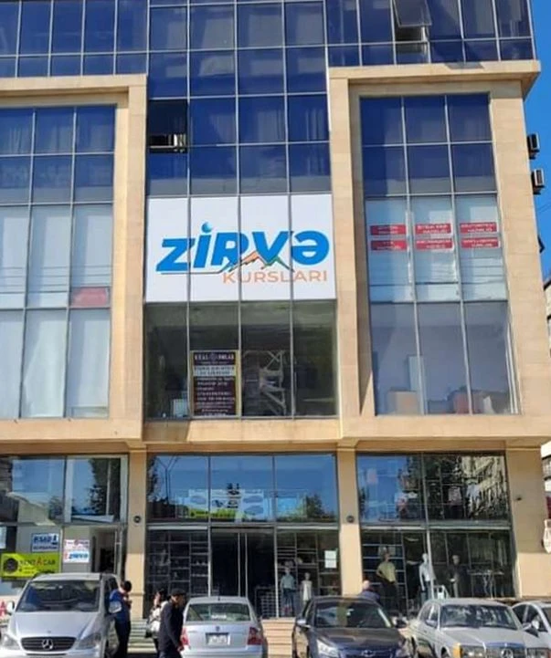 Zirvə Academy təhsil kursları (Bakı)