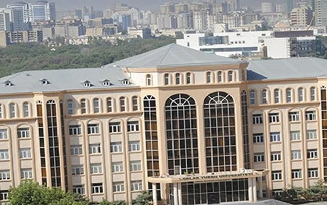 British School Tam Orta İnnovasiyalar Məktəbi (Bakı)