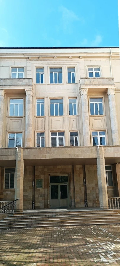Bülbül adına Orta İxtisas Musiqi Məktəbi (Bakı)