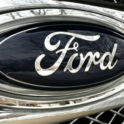 Mazda və Ford avtoehtiyat hissələri mağazası (Bakı)
