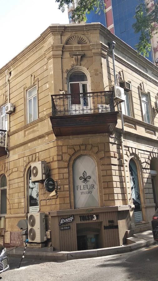 Fleur Beauty Studio Beauty Salon (Baku)
