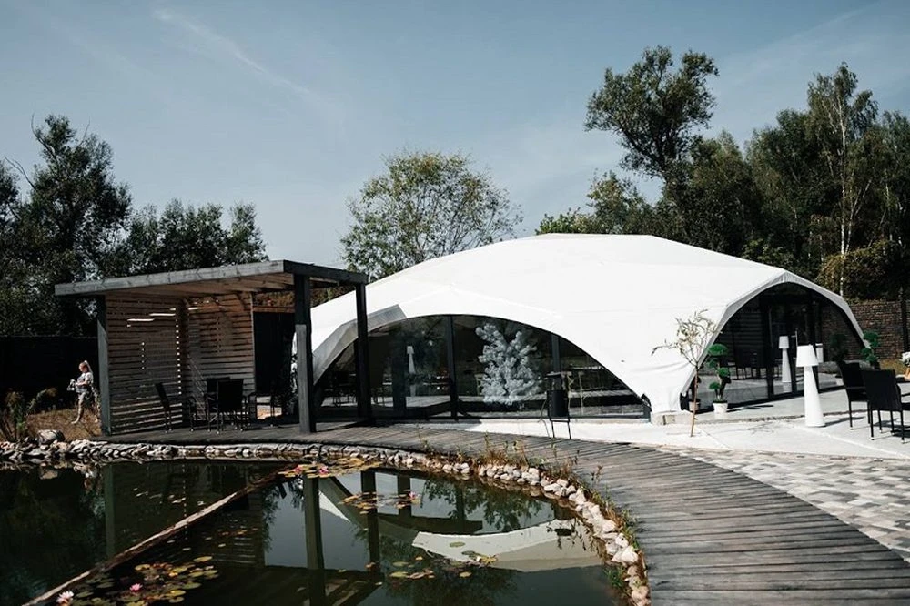 LuxTent şirkəti (Bakı)