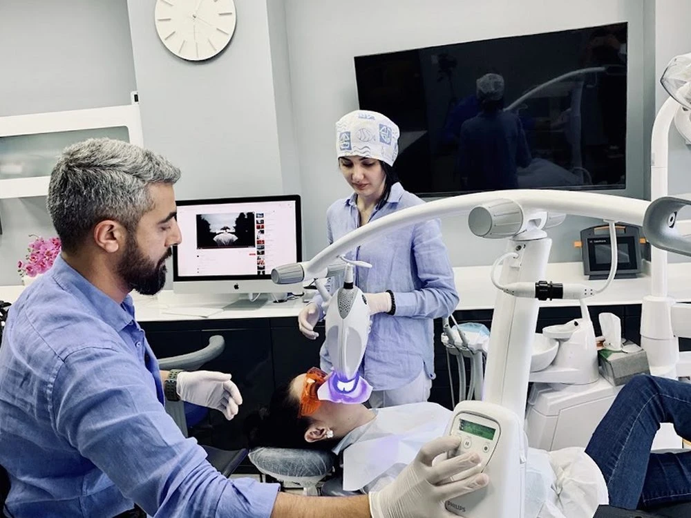 Smayl bay Dr Bakhtiyar Dental Clinic (Baku)