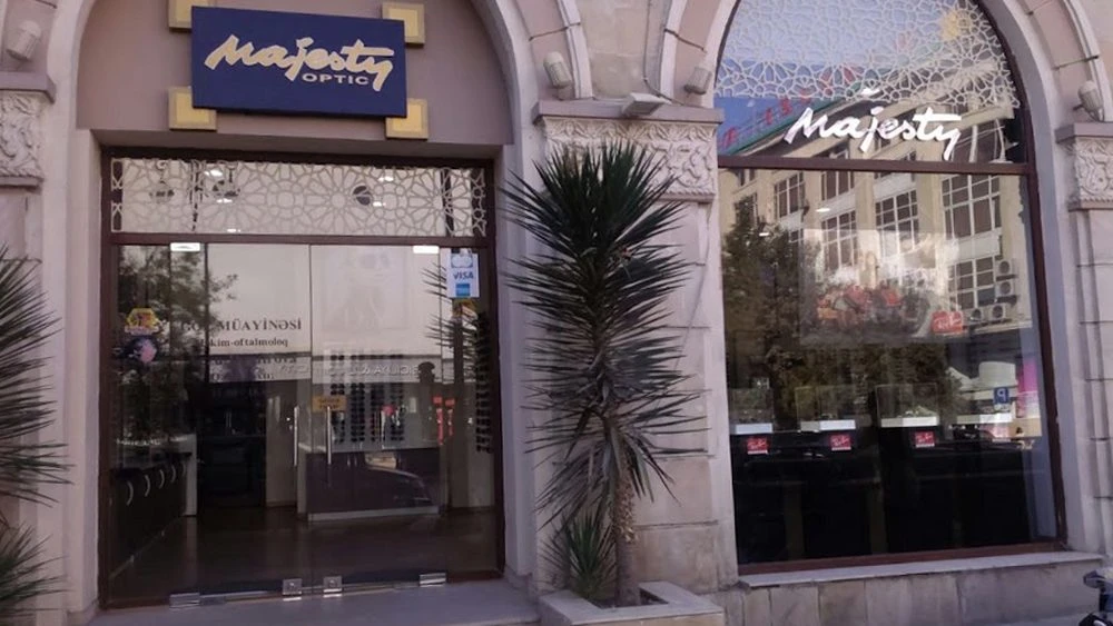 Majesty optika (Bakı)
