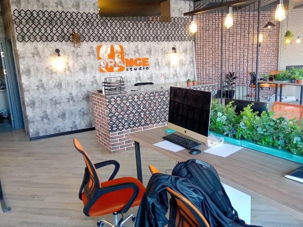 Orange Studio şirkəti (Баку)