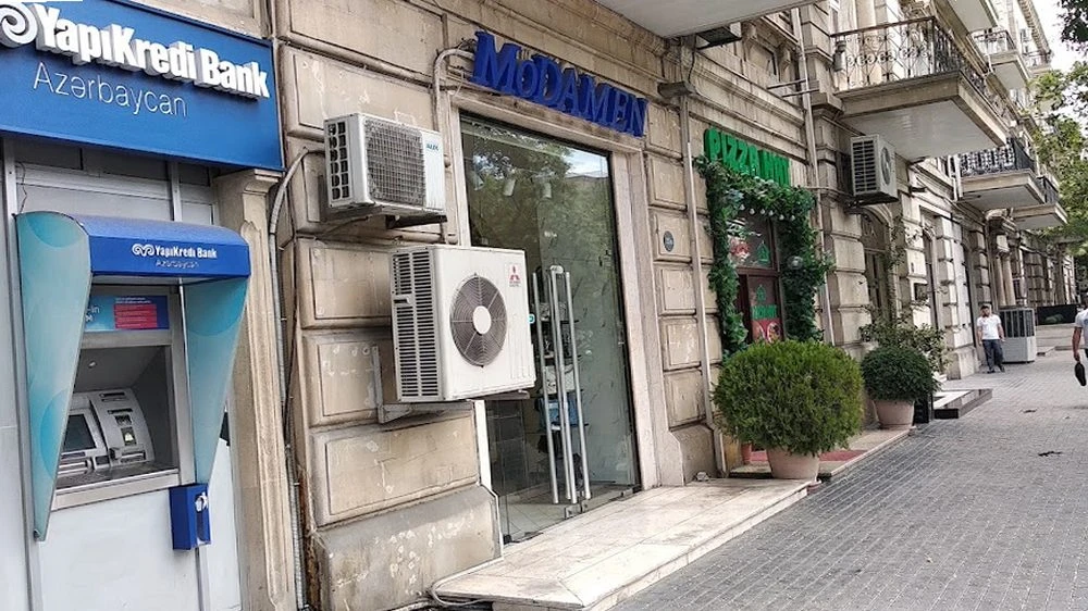 Modamen ayaqqabı mağazası (Bakı)
