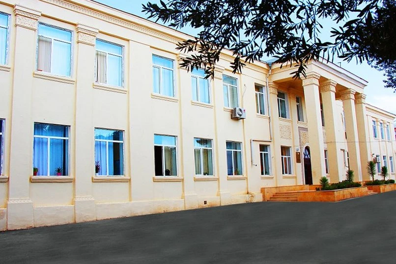 Yaver Aliyev Secondary School No. 235 (Baku)