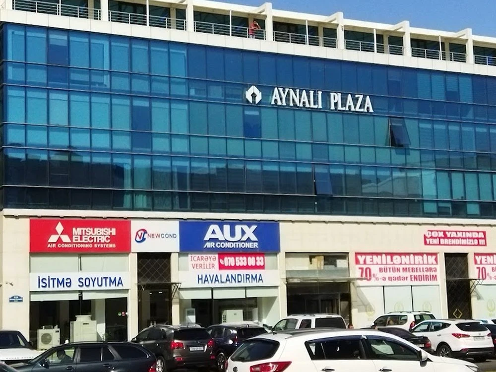 A.Y. PLAZA (Bakı)