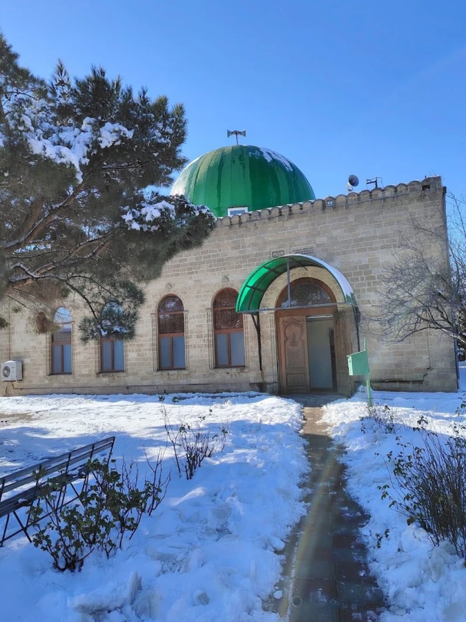 Пятничная мечеть поселка Сарай (Баку)